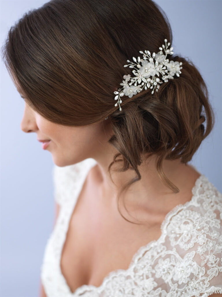 Top Must-Have Bridal Accessories for Sydney Brides